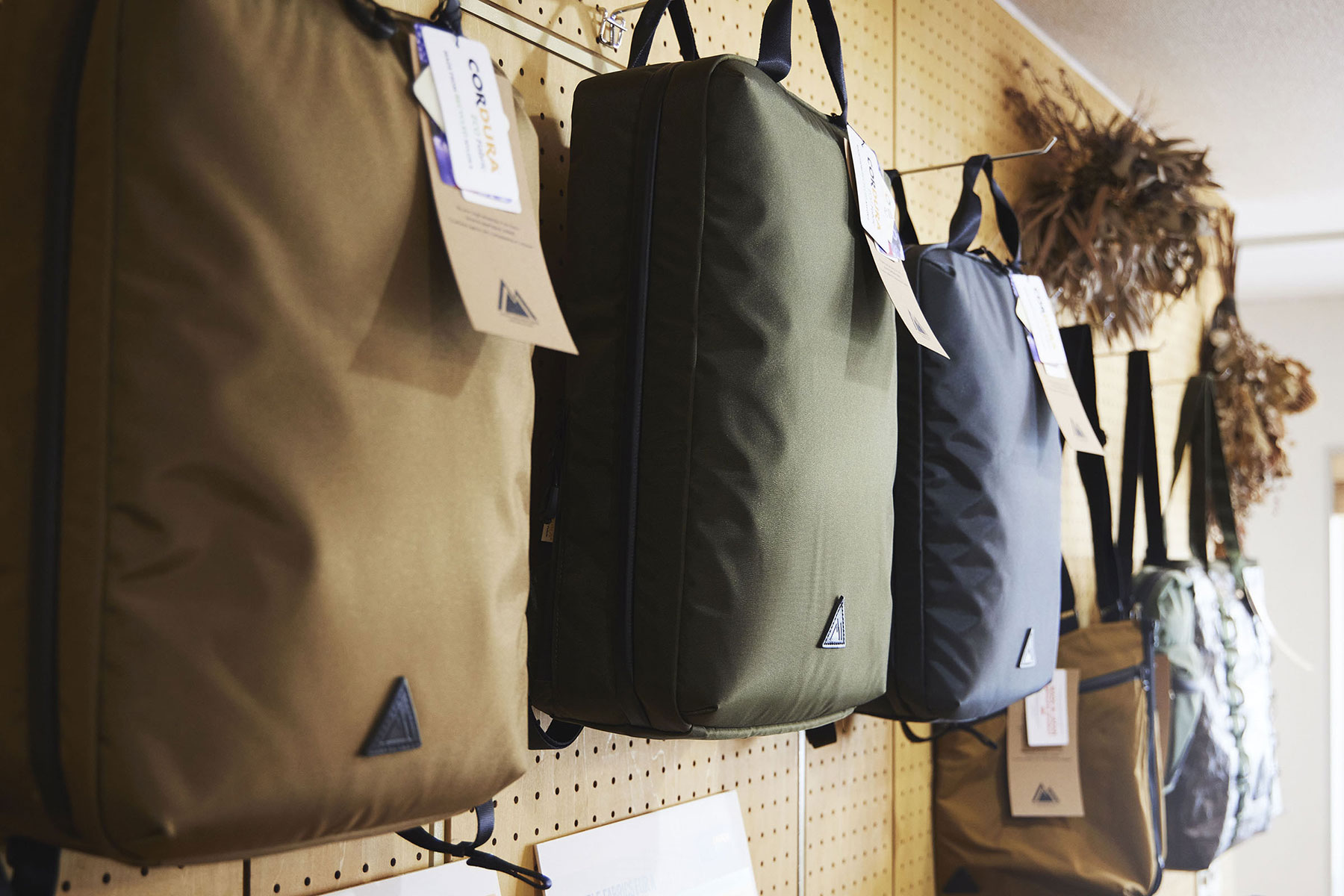 Stores Anonym Craftsman Design 公式 Stores Anonym Craftsman Design 公式
